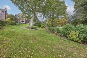 Photo 33- click for photo gallery